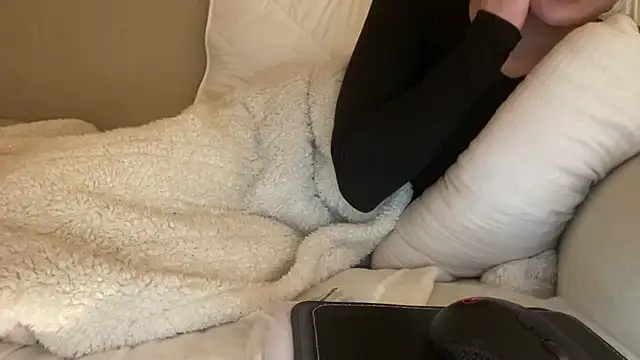 18yoteenvirgin live sex cam