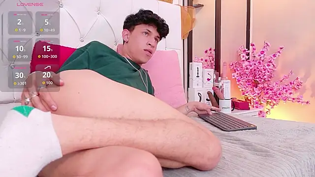 Axel__Evans live sex cam