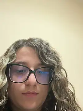 katiaa_lovv's cam snapshot