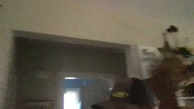 cliveokanagan24 live sex cam