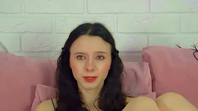 ArinaKubrick's cam snapshot