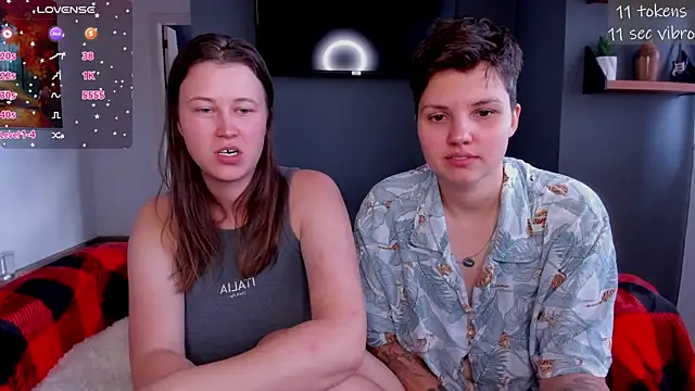 Tenderly_Couple live sex cam