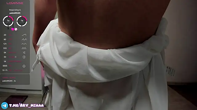 Ary_mia live sex cam