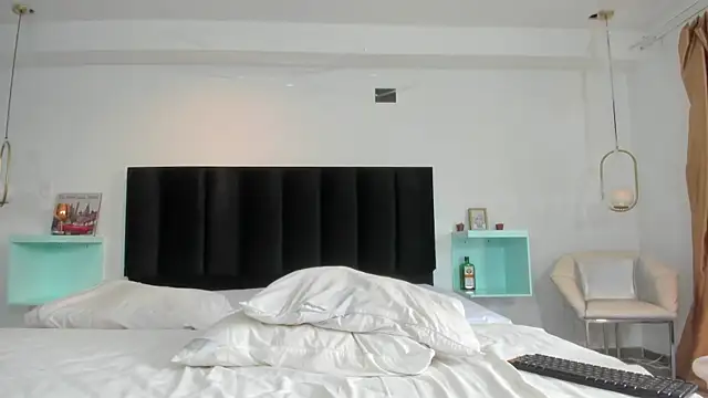 KyleDoom live sex cam