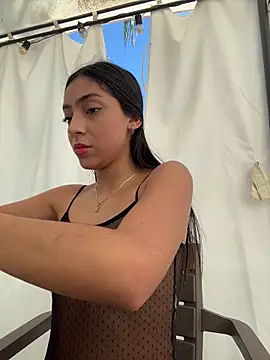 Ema_azel live sex cam