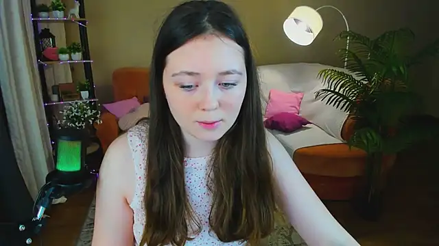 AlluringLookk's cam snapshot