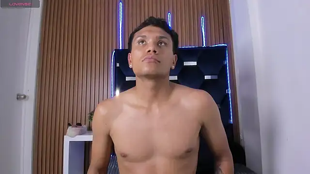 van_angel_ live sex cam