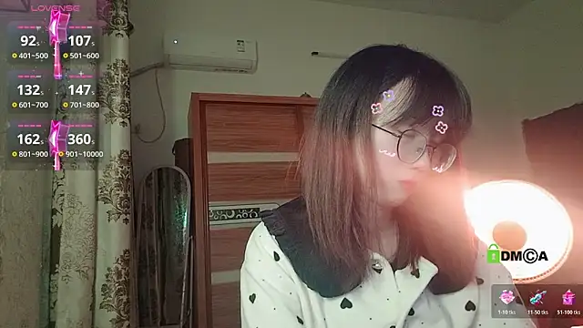 Lili_666 live sex cam