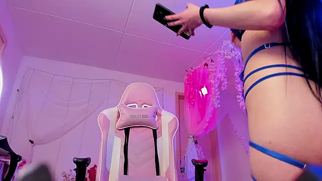 Sacred_Sin_Room's cam snapshot