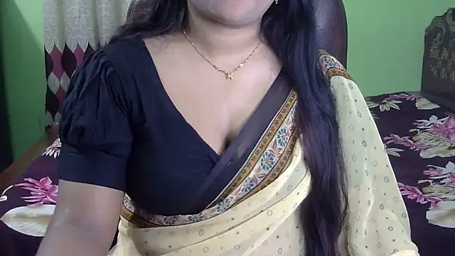 BengaliQueenStar's cam snapshot