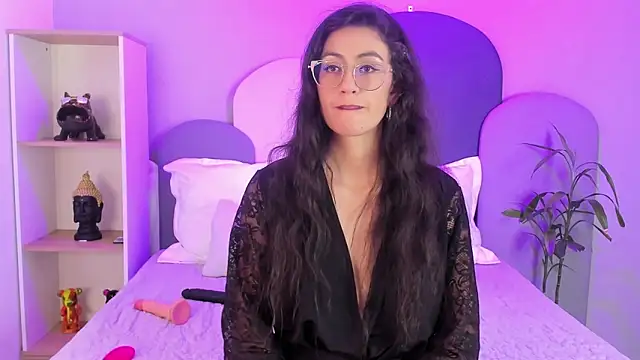 SophieGomez22 live sex cam