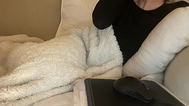 18yoteenvirgin live sex cam