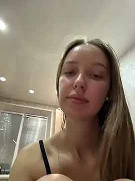 ElliRose live sex cam