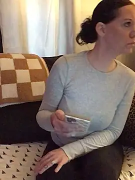 SidneyRaee's cam snapshot