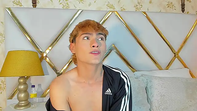 JacobRusso live sex cam