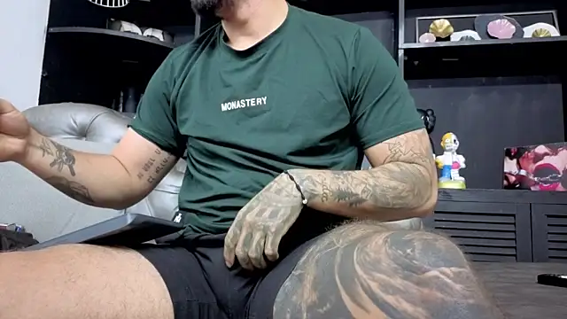 matteosantos live sex cam