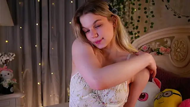 EdlinAlliston's cam snapshot