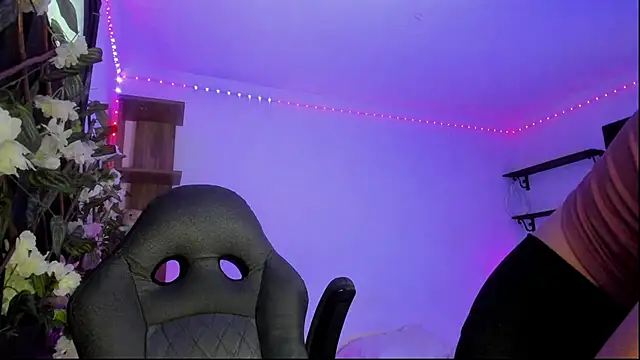 Kora_Red69's cam snapshot