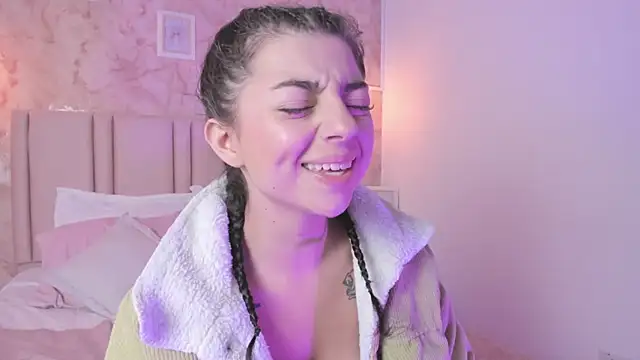 anntonella_watson's cam snapshot