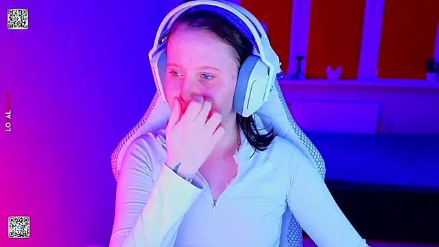 mon_lola live sex cam