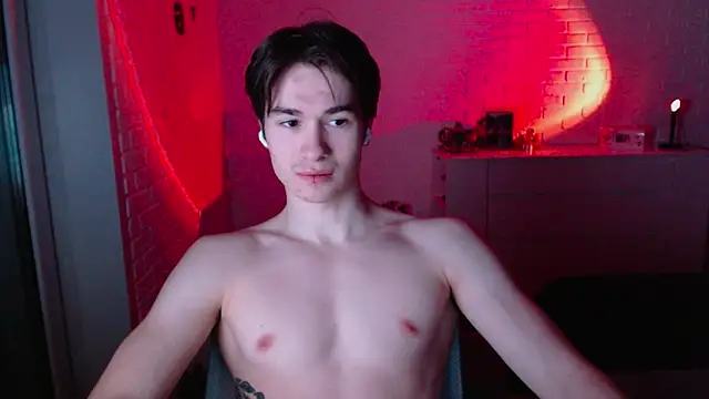 MarkusDean live sex cam