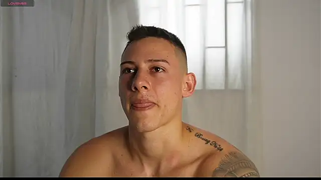 Muscle_King_Cum's cam snapshot