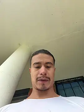 DominickVegas live sex cam