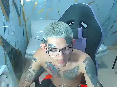 Boy_tatto77's cam snapshot