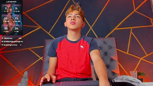 Lian_Miller1_'s cam snapshot