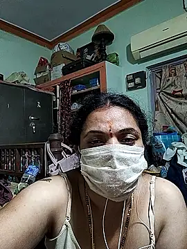 bhavyasri_55's cam snapshot