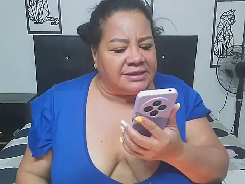 Shanttal0272 live sex cam