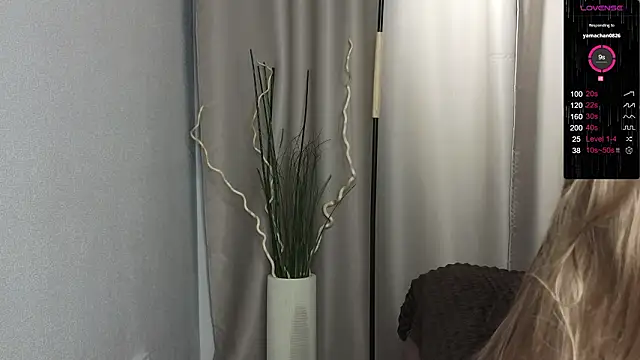 Sakura_Moore live sex cam