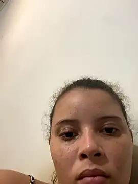 naughty_curly69's cam snapshot