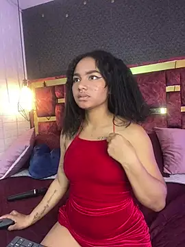 Tatianapink18's cam snapshot