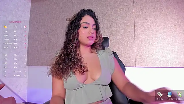 Salomeferreira_'s cam snapshot