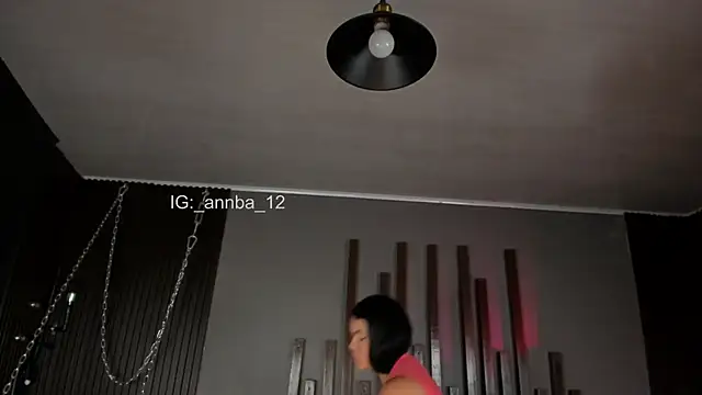 annie_barozzi's cam snapshot