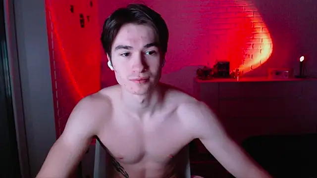 MarkusDean live sex cam