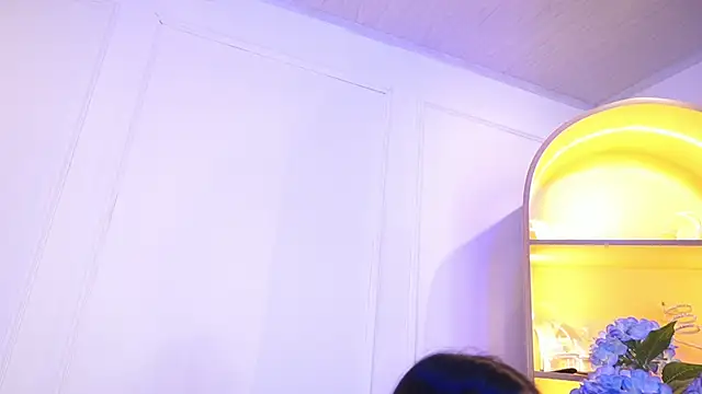 elasummer live sex cam