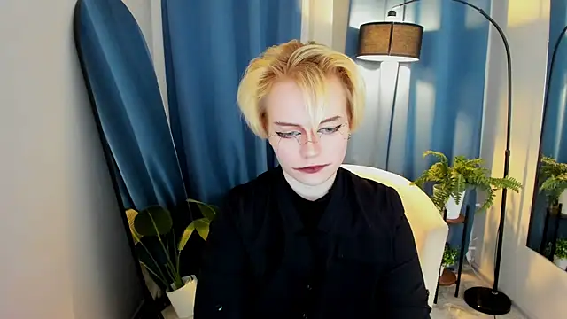 KellyKik's cam snapshot