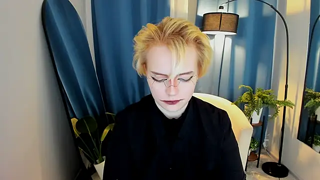 KellyKik's cam snapshot