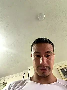 DominickVegas live sex cam