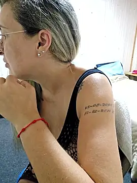 bellafortune69's cam snapshot