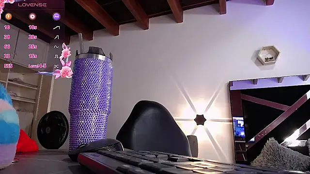 CataleyaRoselle's cam snapshot