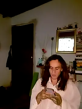 monroedelrey's cam snapshot