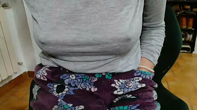 Viola43's cam snapshot