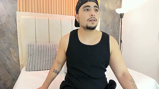 marcus_harris live sex cam