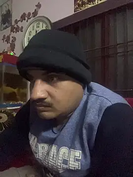 Saxymood1111's cam snapshot