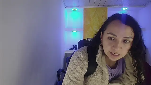 alison_moon7's cam snapshot