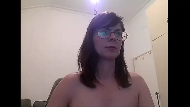 SavannaGirly live sex cam