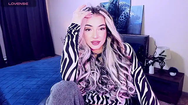 NoraCake's cam snapshot